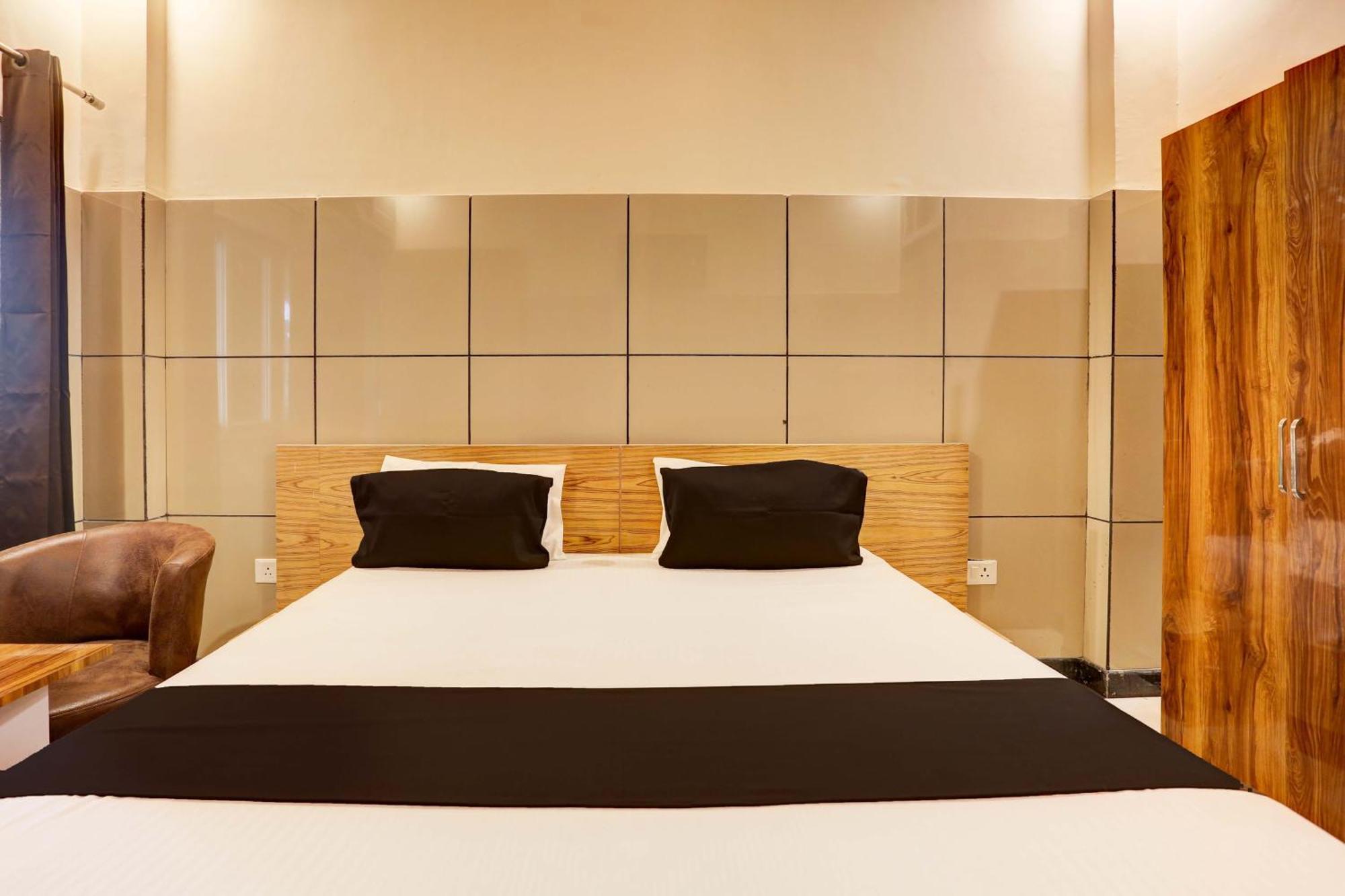 Hotel O 7 Лакнау Екстериор снимка